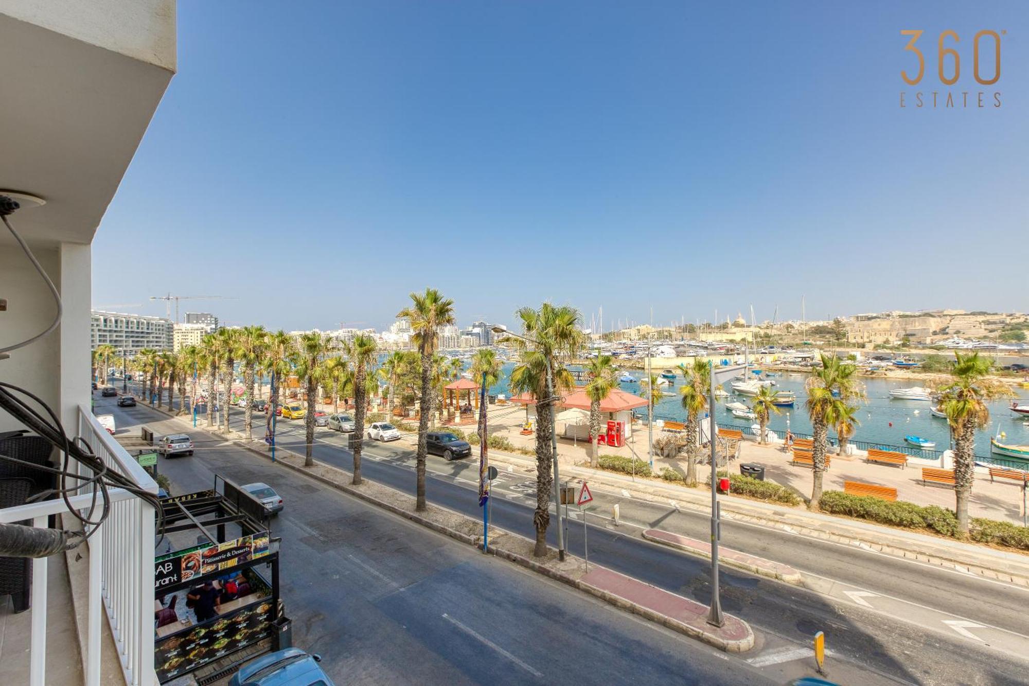 Appartement A Beautiful 2br Seafront With Private Terrace By 360 Estates